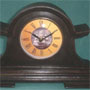 Small mantel clock, Roman figures, antique look
